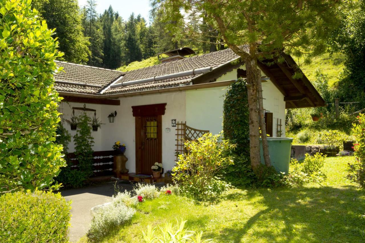 Gastehaus Kerschbaum Bed and Breakfast Grainau Exterior foto